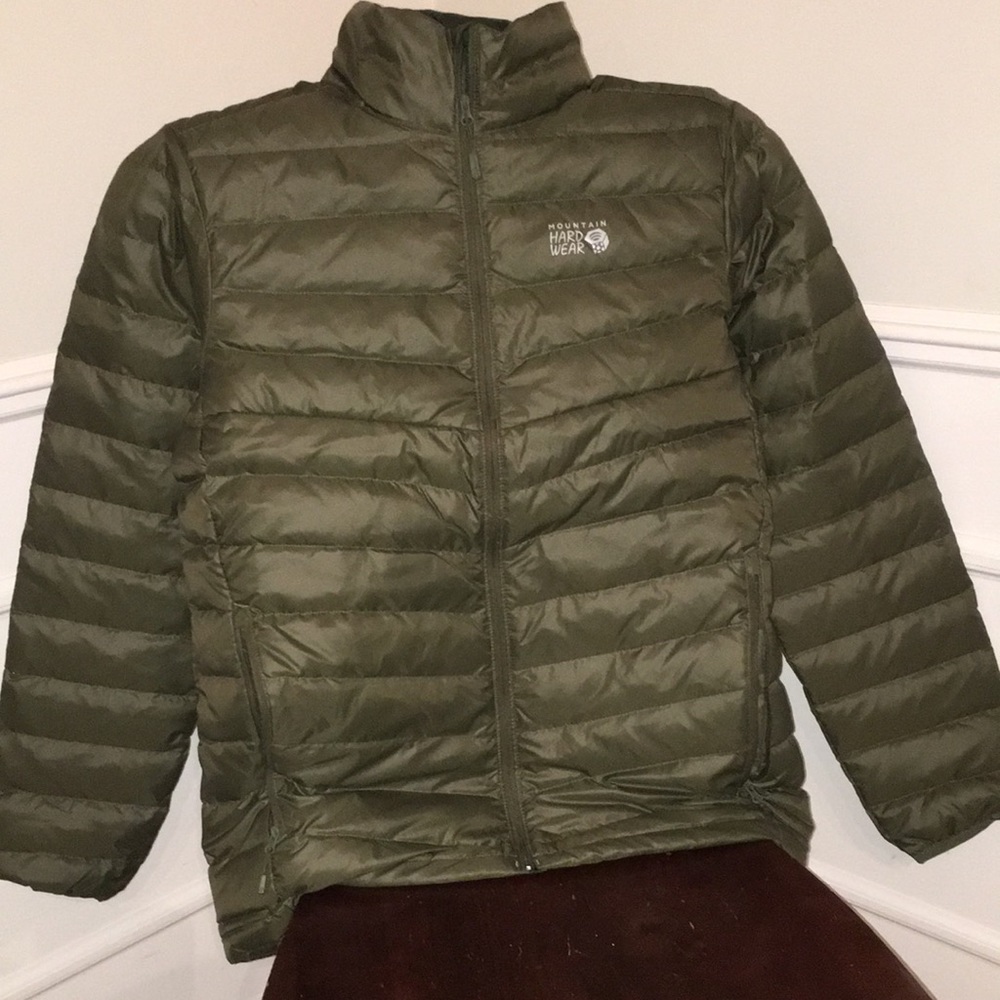 NWT Mountain Hardwear - Puffer